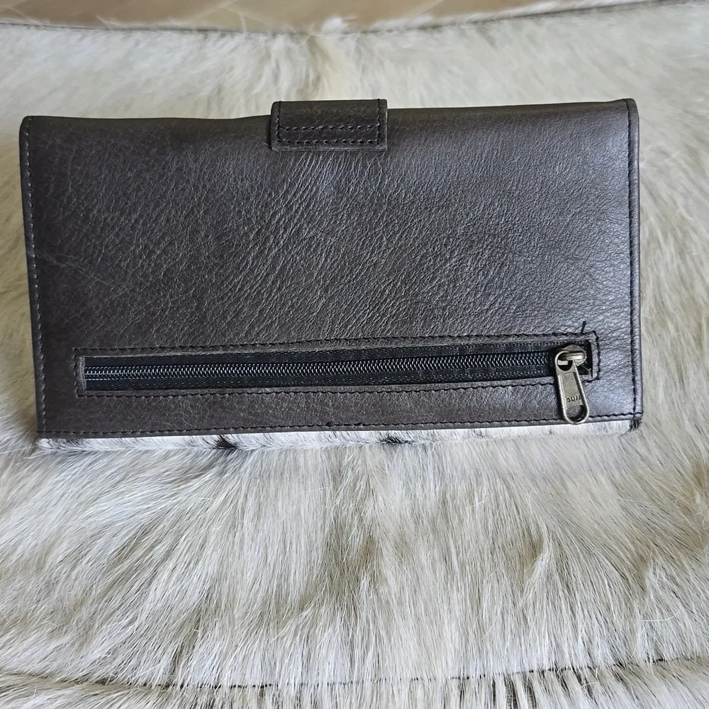 Cowhide Leather Wallet - Picture 3 of 13